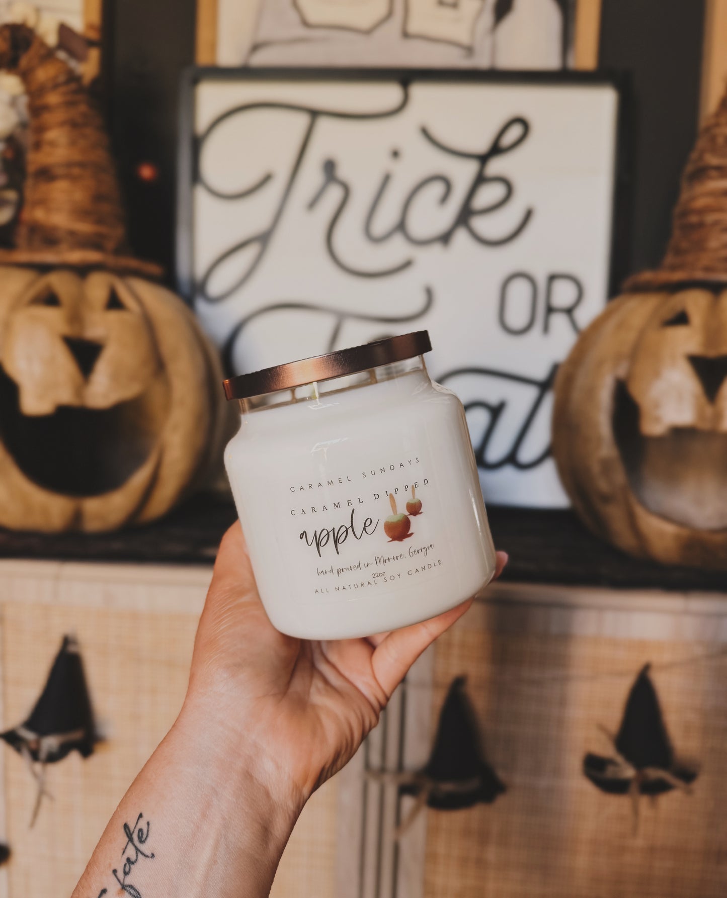 2 Wick Caramel Dipped Apple Soy Wax Candle