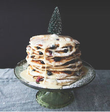 Load image into Gallery viewer, 22oz 2 Wick Blueberry Pancake Soy Wax Candle
