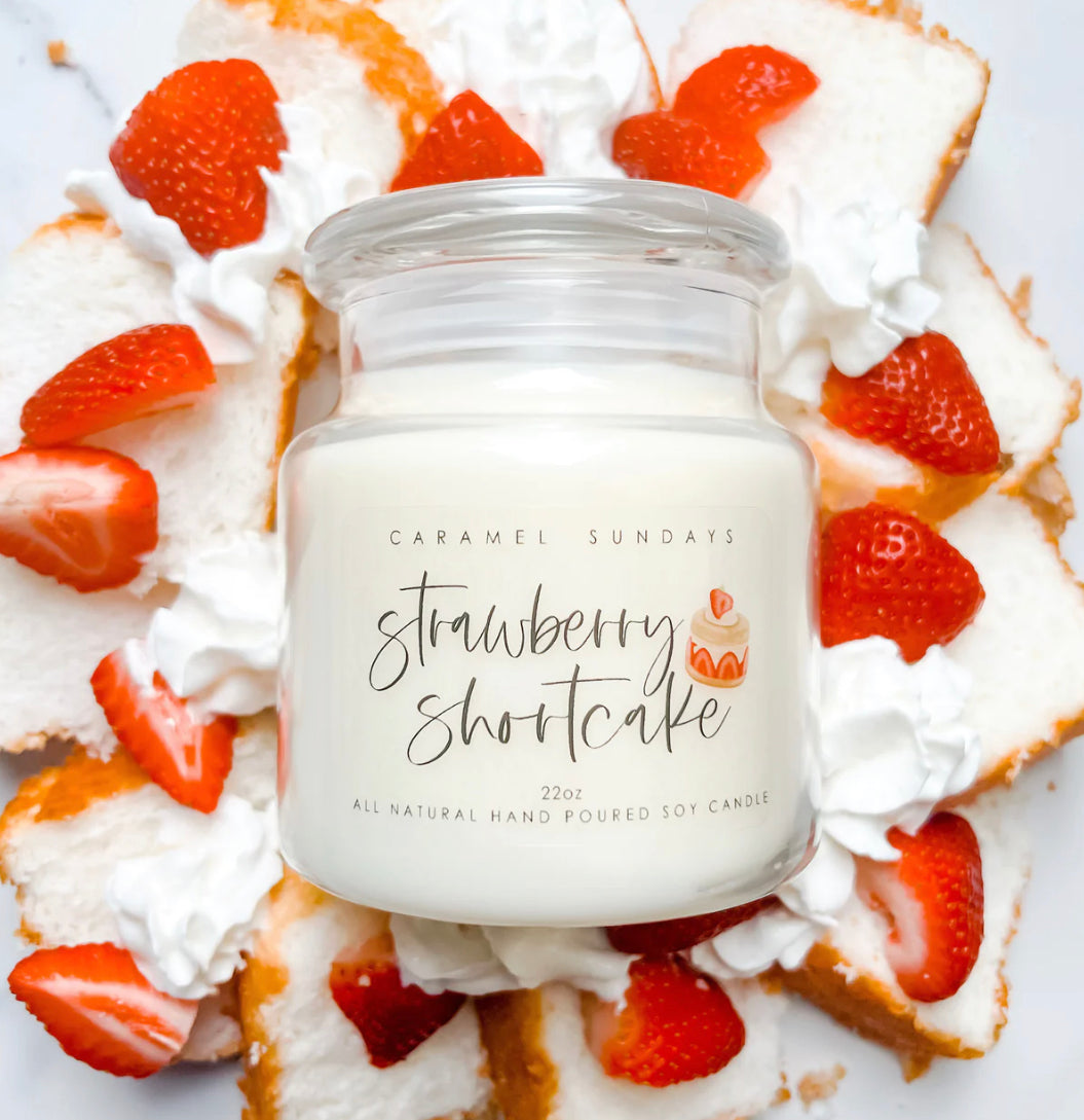 22oz 2 Wick Strawberry Shortcake Soy Wax Candle